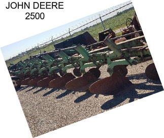 JOHN DEERE 2500