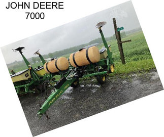 JOHN DEERE 7000