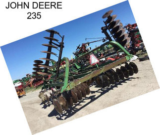 JOHN DEERE 235