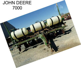 JOHN DEERE 7000