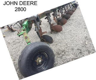 JOHN DEERE 2800