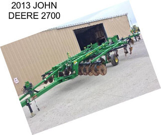 2013 JOHN DEERE 2700