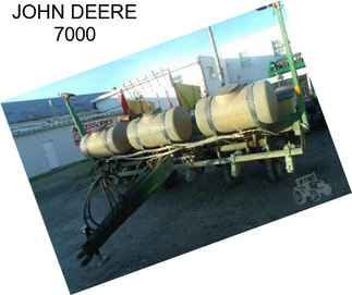 JOHN DEERE 7000