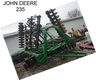 JOHN DEERE 235