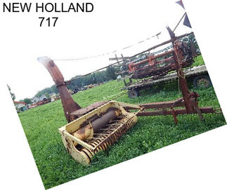 NEW HOLLAND 717