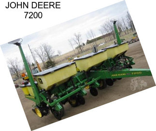 JOHN DEERE 7200