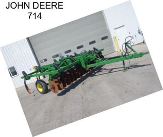 JOHN DEERE 714