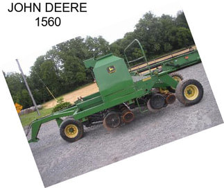 JOHN DEERE 1560