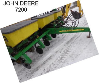 JOHN DEERE 7200