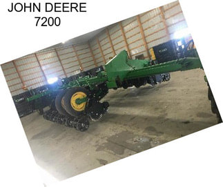 JOHN DEERE 7200