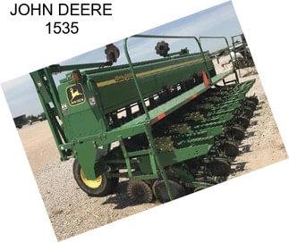 JOHN DEERE 1535