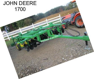 JOHN DEERE 1700