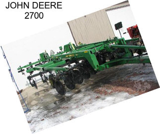 JOHN DEERE 2700