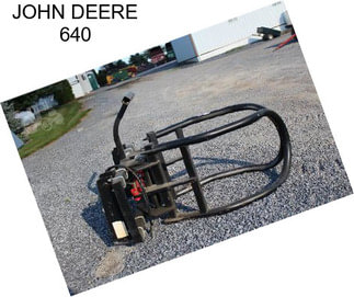 JOHN DEERE 640