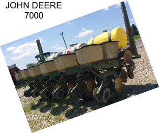 JOHN DEERE 7000