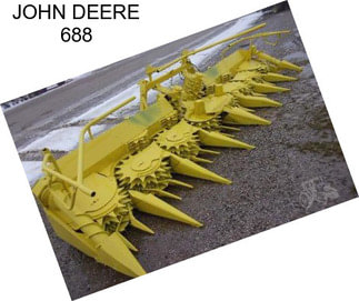 JOHN DEERE 688