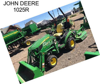 JOHN DEERE 1025R