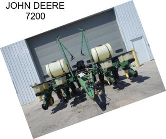 JOHN DEERE 7200