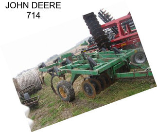 JOHN DEERE 714