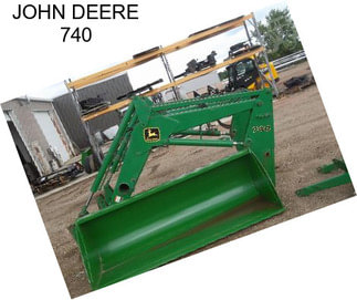 JOHN DEERE 740