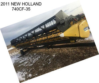 2011 NEW HOLLAND 740CF-35