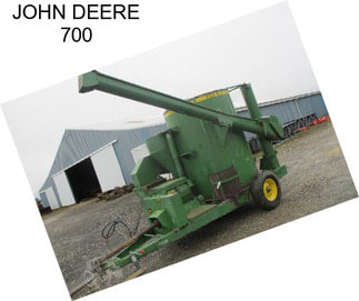 JOHN DEERE 700