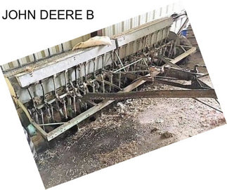 JOHN DEERE B