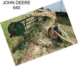 JOHN DEERE 640