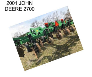 2001 JOHN DEERE 2700