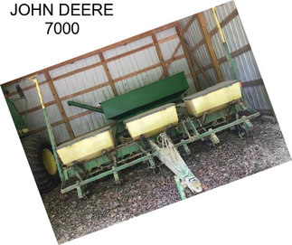 JOHN DEERE 7000