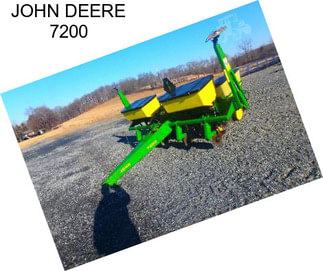 JOHN DEERE 7200