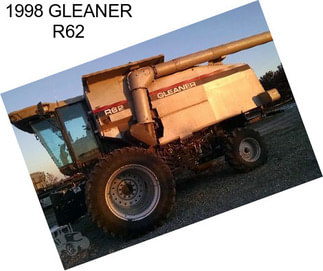 1998 GLEANER R62