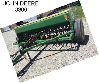 JOHN DEERE 8300