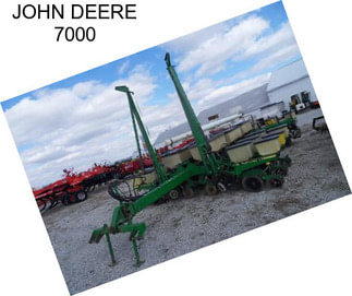 JOHN DEERE 7000