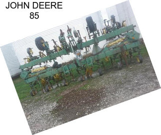 JOHN DEERE 85