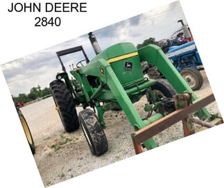 JOHN DEERE 2840