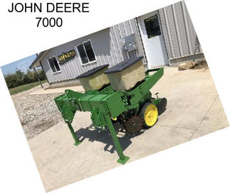 JOHN DEERE 7000