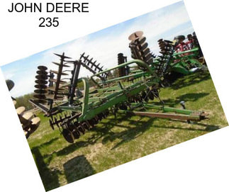 JOHN DEERE 235