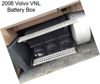 2006 Volvo VNL Battery Box