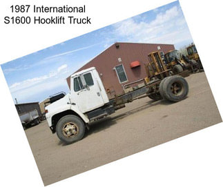 1987 International S1600 Hooklift Truck