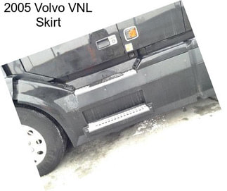 2005 Volvo VNL Skirt