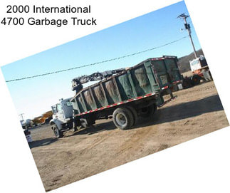 2000 International 4700 Garbage Truck