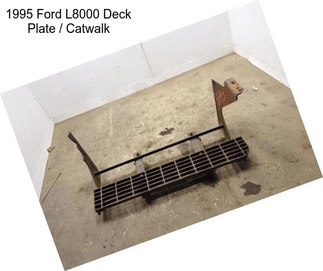 1995 Ford L8000 Deck Plate / Catwalk