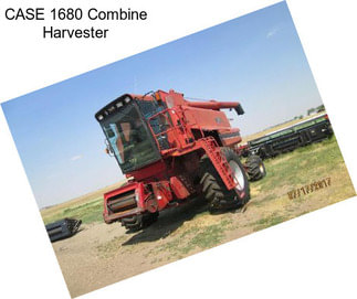 CASE 1680 Combine Harvester